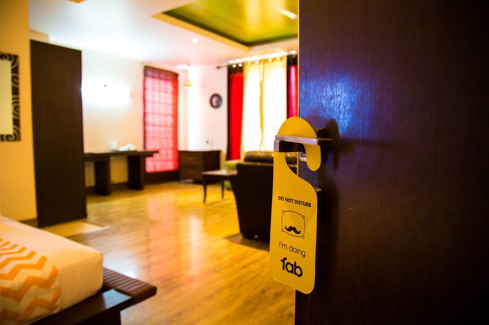 OYO 8704 Hotel Good Care Gurgaon Exterior foto